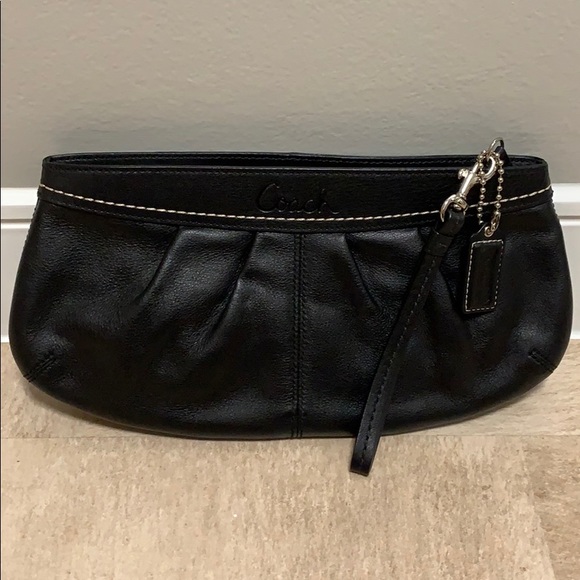 Coach Clutch Purse - Picture 1 of 7